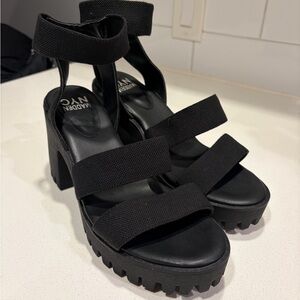 Modern NYC Black Chunky Heel Sandals